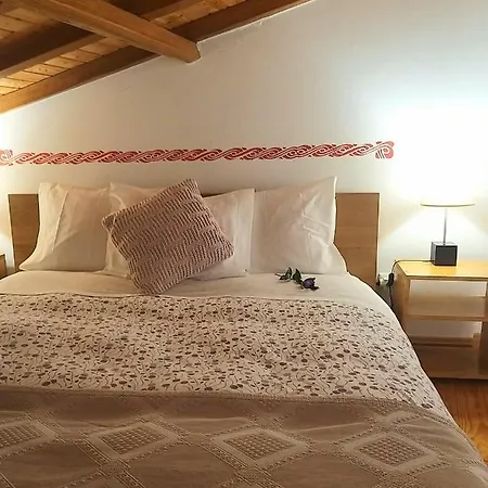 Dos Castanheiros Casa de hóspedes 4*