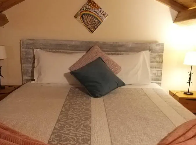 Dos Castanheiros ゲストハウス 4*